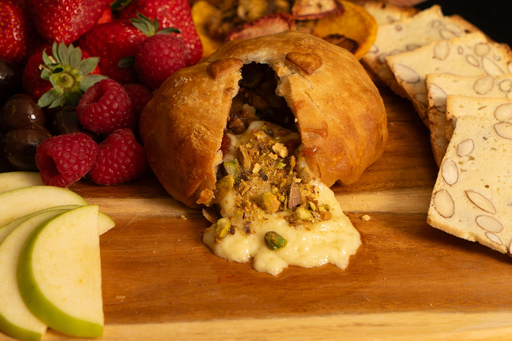 Sweet Brie en Croute - Raspberry and Toasted Pistachio